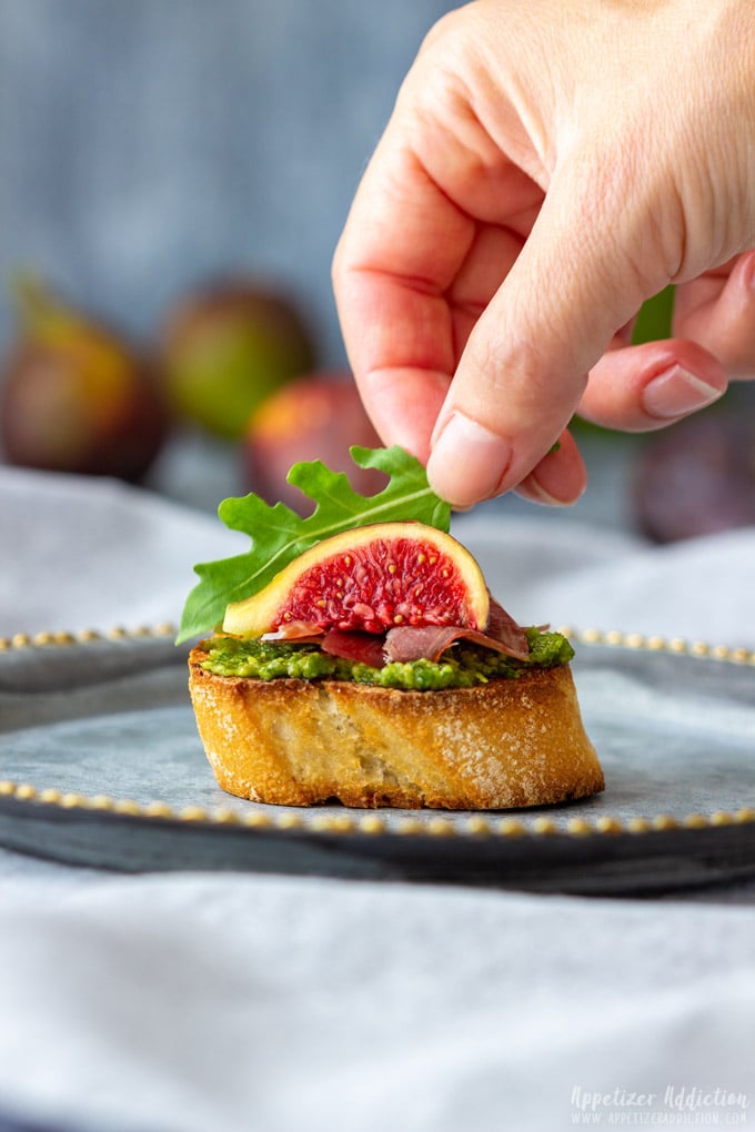 How to make Prosciutto Fig Crostini Step 5