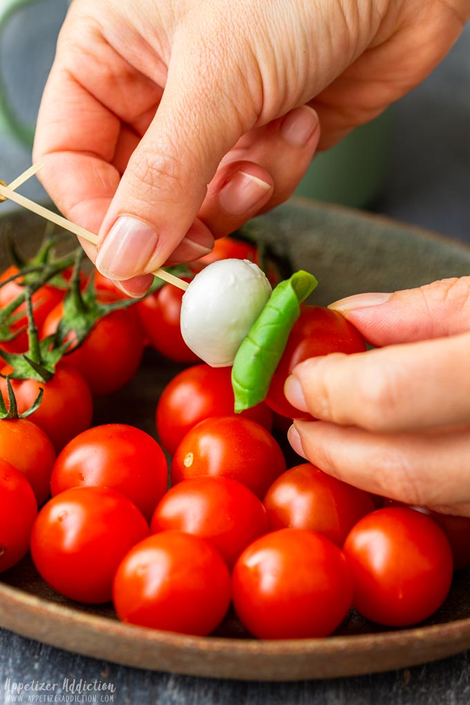 How to make Caprese Salad Bites Step 1