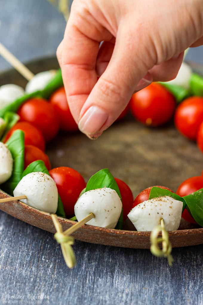 How to make Caprese Salad Bites Step 2