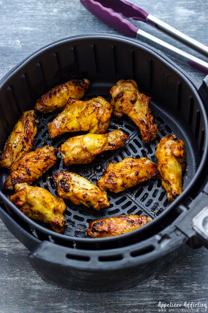 How to make Air Fryer Sticky Chicken Wings Step 3 - Cook in the air fryer