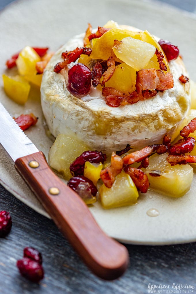 Baked Brie Cheese with Toppings