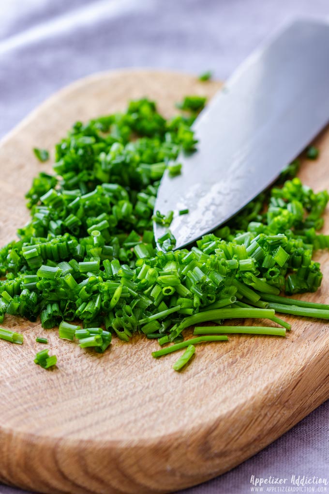 Chopped Chives for Goat Cheese Log
