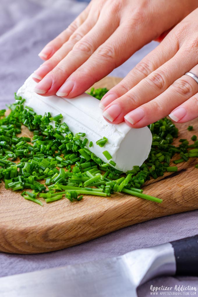 How to make Goat Cheese Log with Chives Step 1