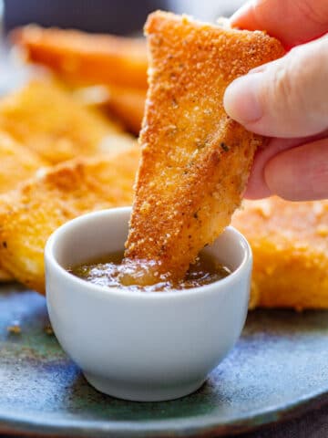 Fried manchego cheese with dip