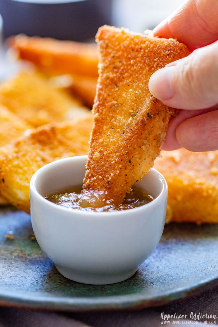 Fried manchego cheese with dip