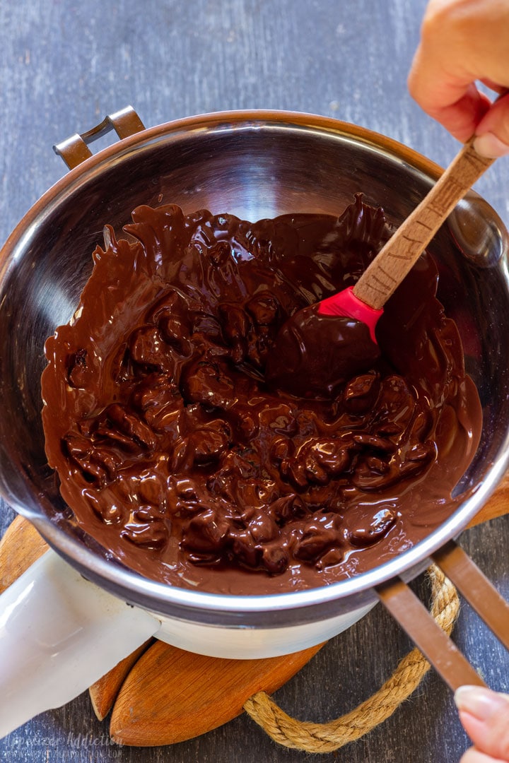 Making chocolate covered cranberries step 1