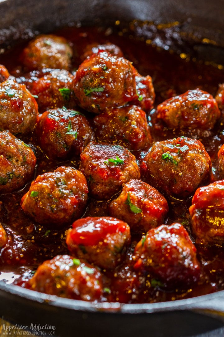 Skillet cranberry meatballs