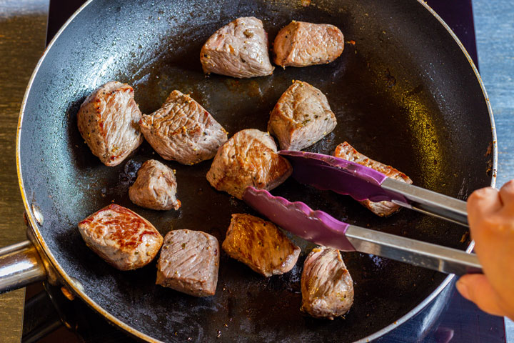 How to make beef wellington bites step 1