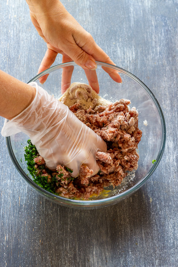 How to make cranberry meatballs step 1