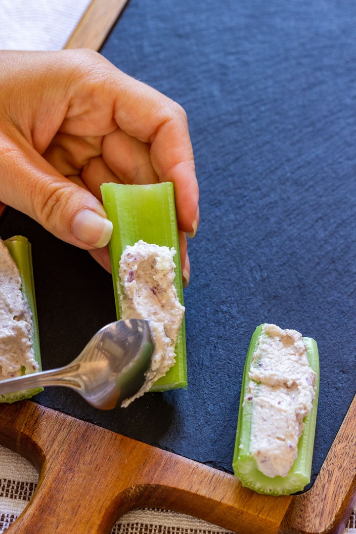 How to make stuffed celery step 3