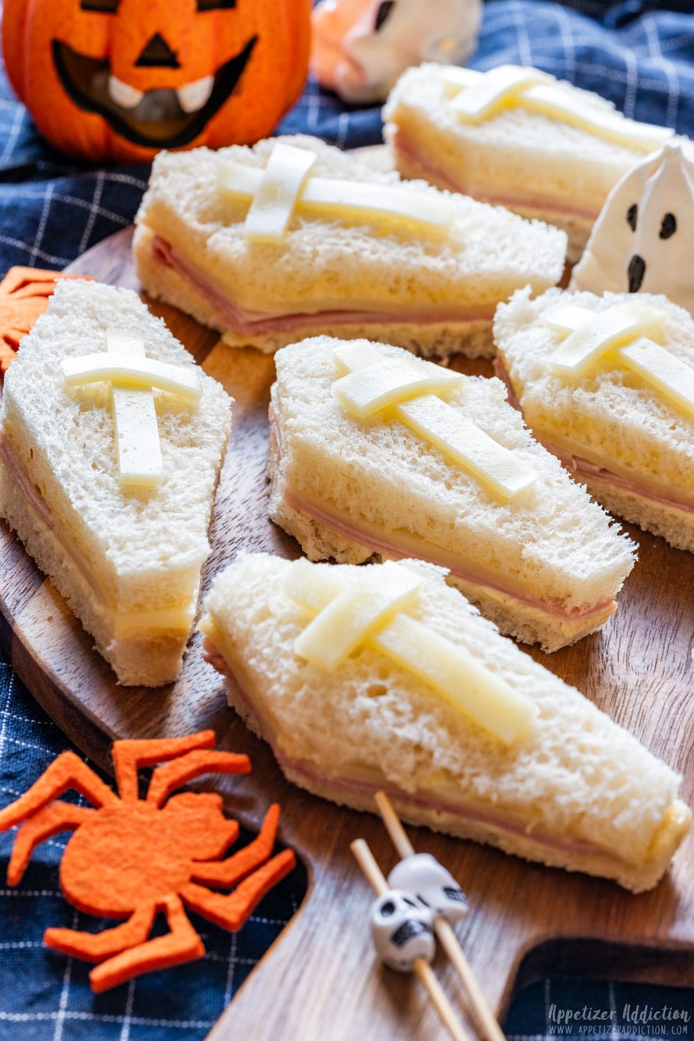 Coffin shaped finger sandwiches for Halloween.
