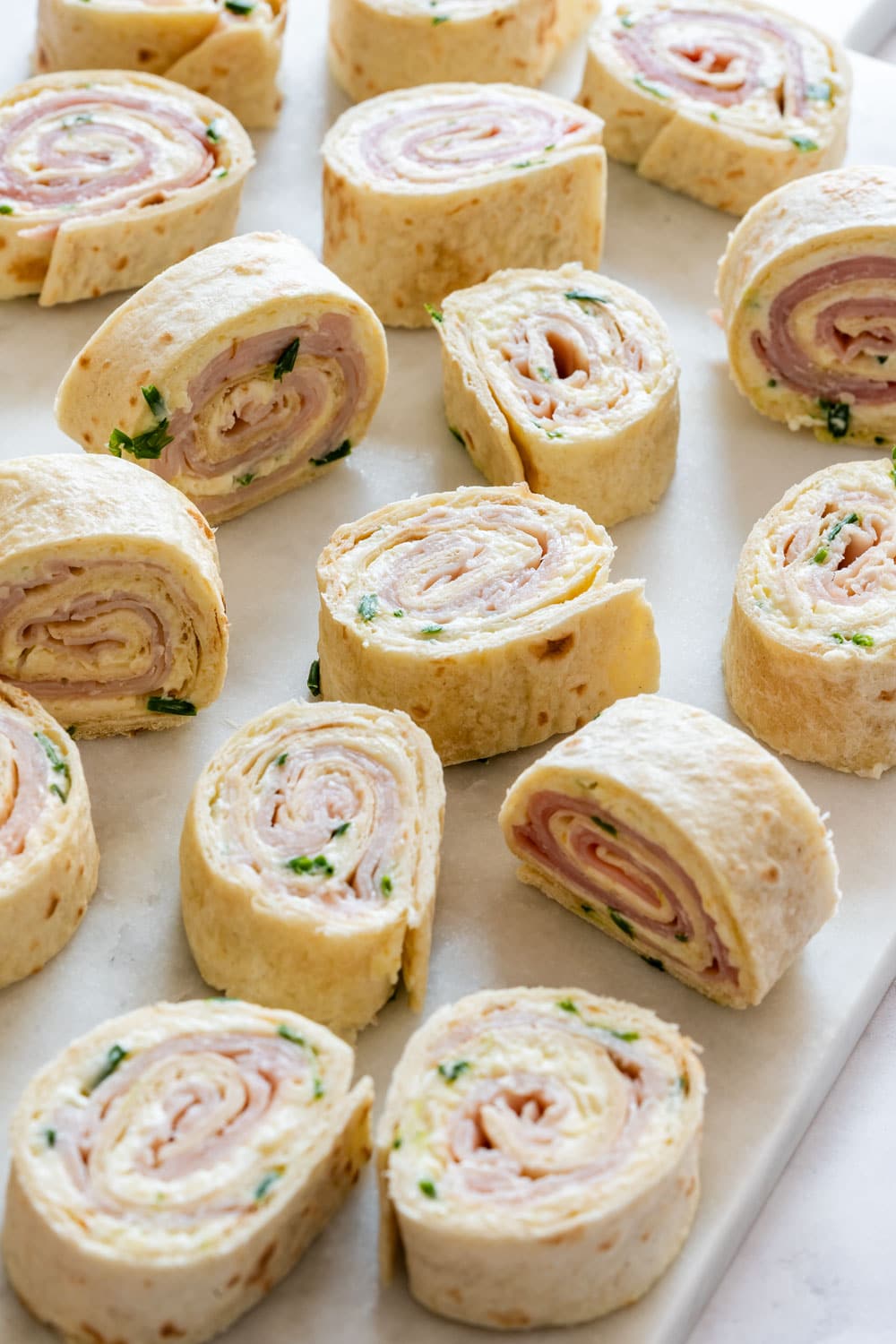Turkey pinwheels with cream cheese and tortillas.
